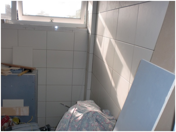 584x433 pixels (61K)