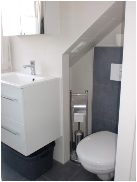 434x583 pixels (49K)