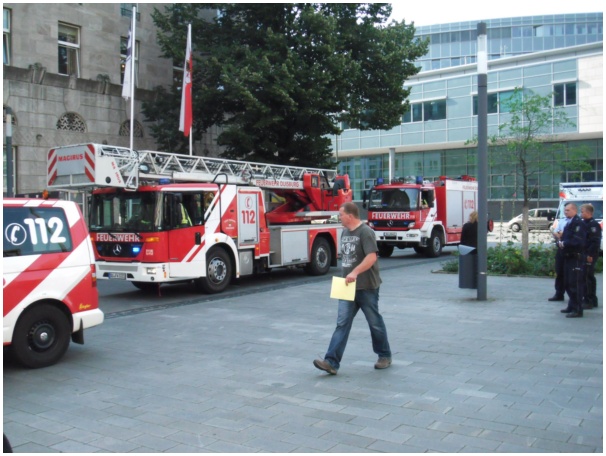 584x433 pixels (119K)