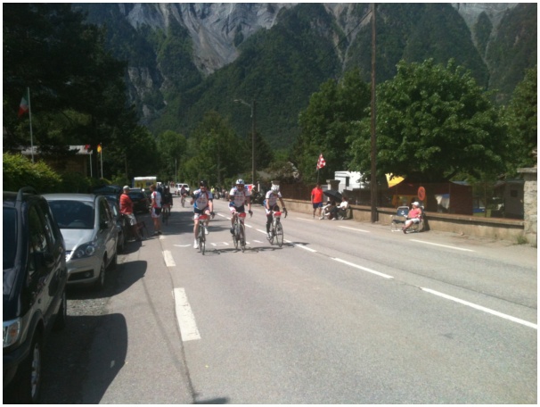 584x433 pixels (102K)