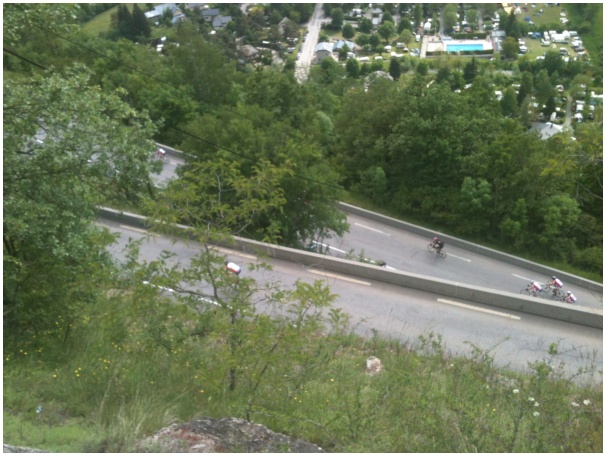 584x433 pixels (126K)