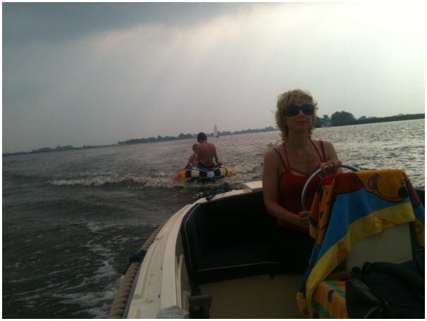 584x433 pixels (67K)