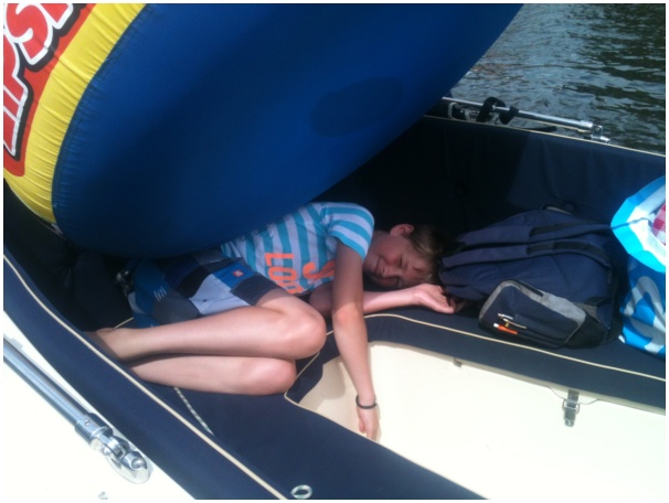 584x433 pixels (80K)