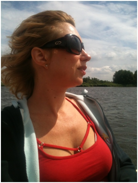 434x583 pixels (76K)