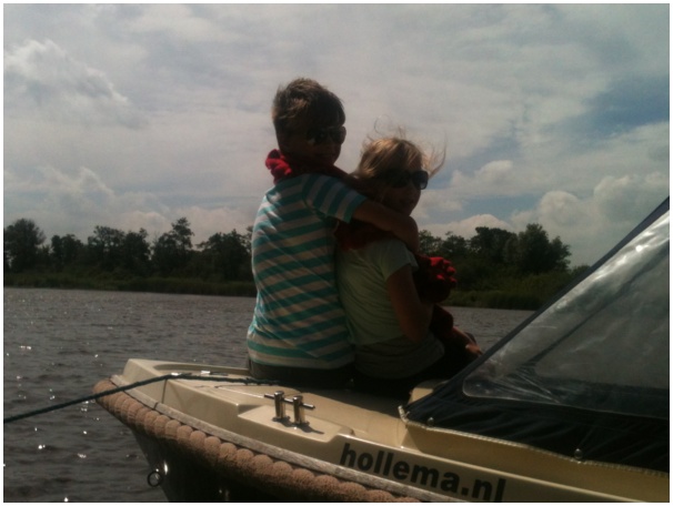 584x433 pixels (77K)