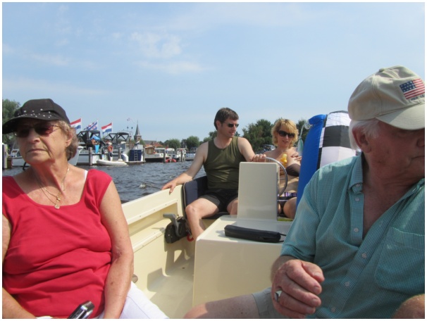 584x433 pixels (85K)