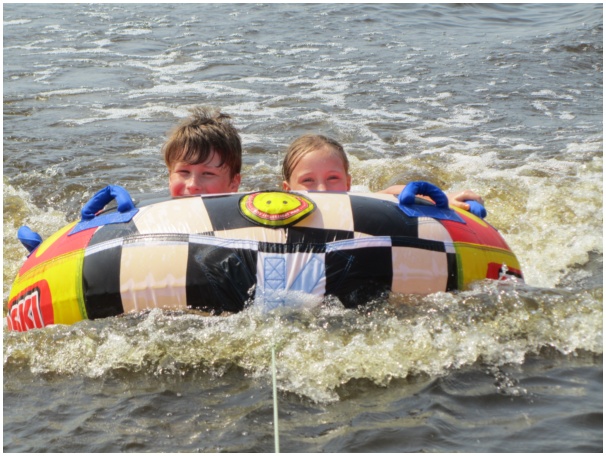 584x433 pixels (136K)