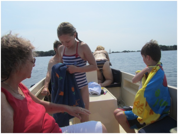 584x433 pixels (74K)