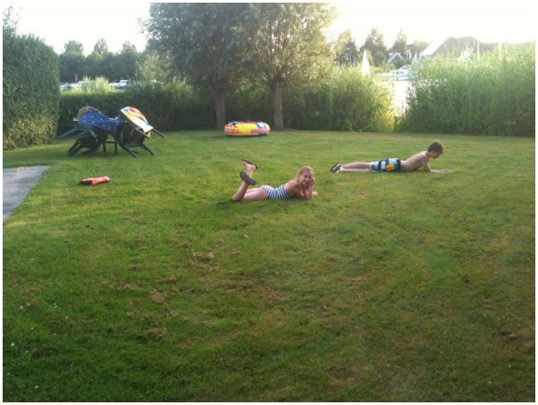 584x433 pixels (112K)