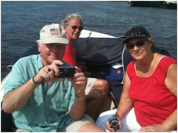 584x433 pixels (105K)