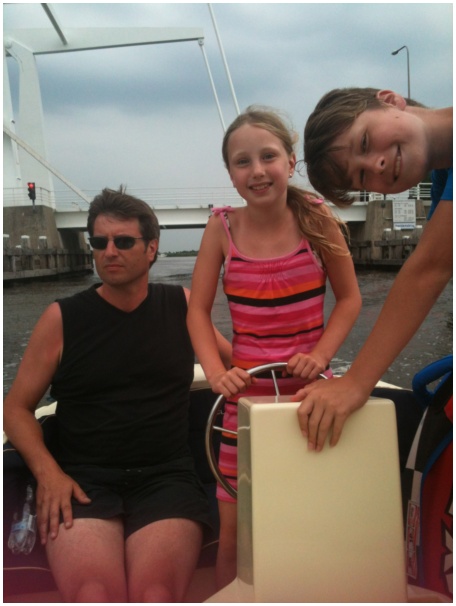 434x583 pixels (78K)