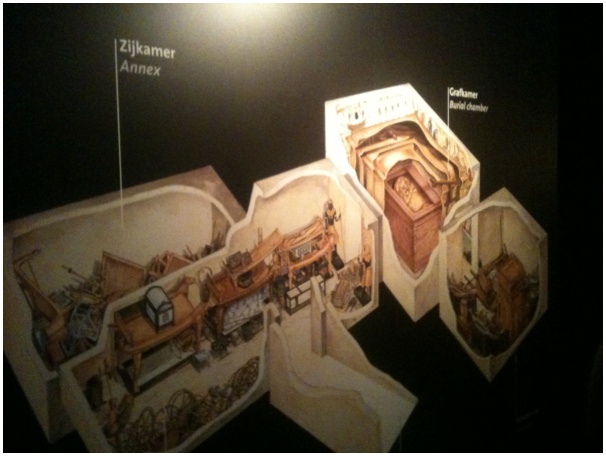 584x433 pixels (82K)