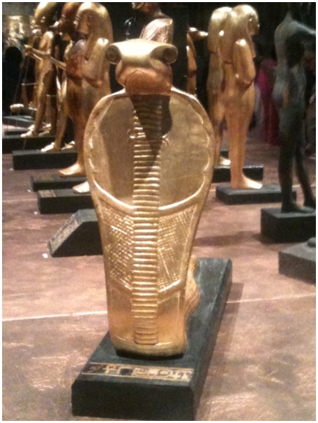 434x583 pixels (109K)