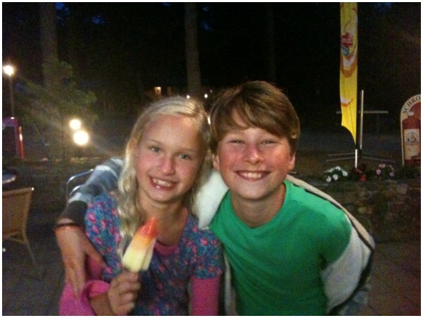 584x433 pixels (99K)