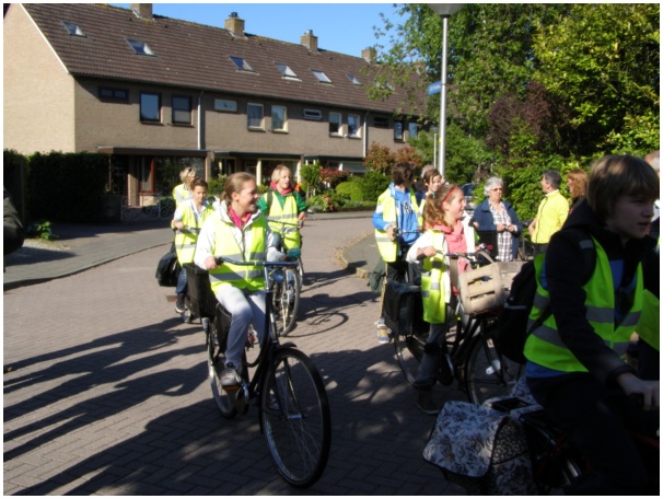 584x433 pixels (131K)