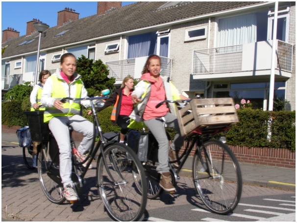 584x433 pixels (140K)