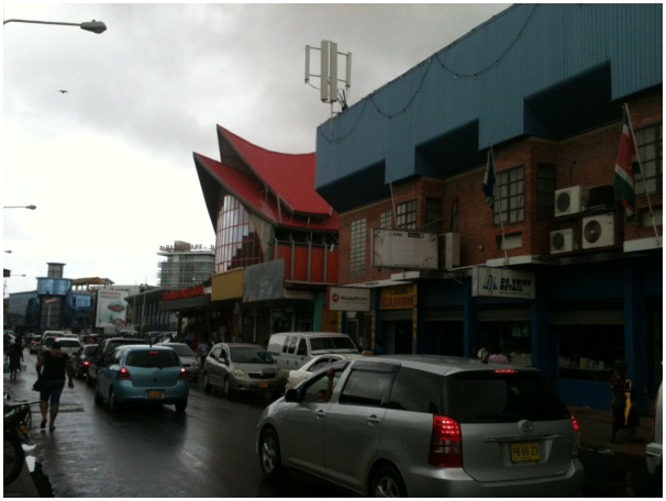 584x433 pixels (78K)