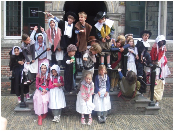 584x433 pixels (128K)