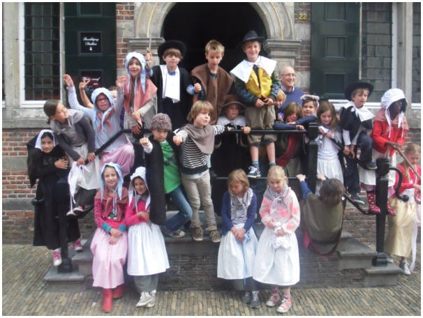 584x433 pixels (125K)