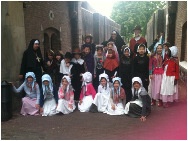 584x433 pixels (103K)