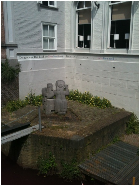 434x583 pixels (95K)