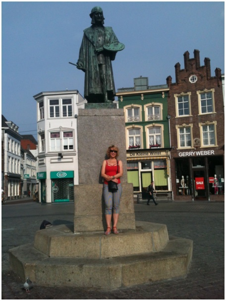 434x583 pixels (102K)