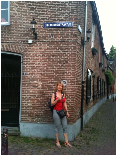 434x583 pixels (123K)