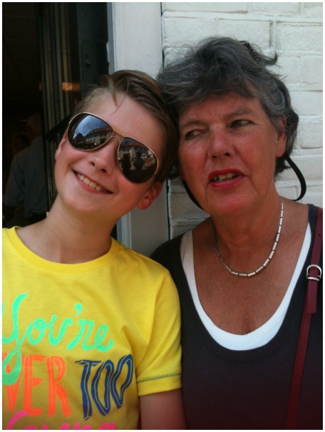 434x583 pixels (88K)