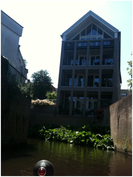 434x583 pixels (80K)