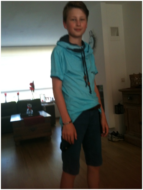 434x583 pixels (58K)