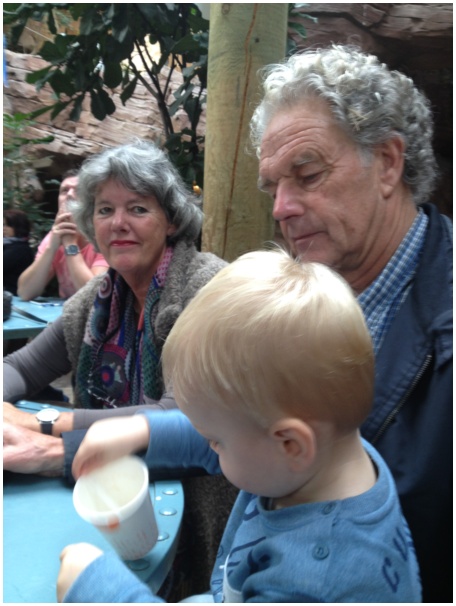 434x583 pixels (101K)