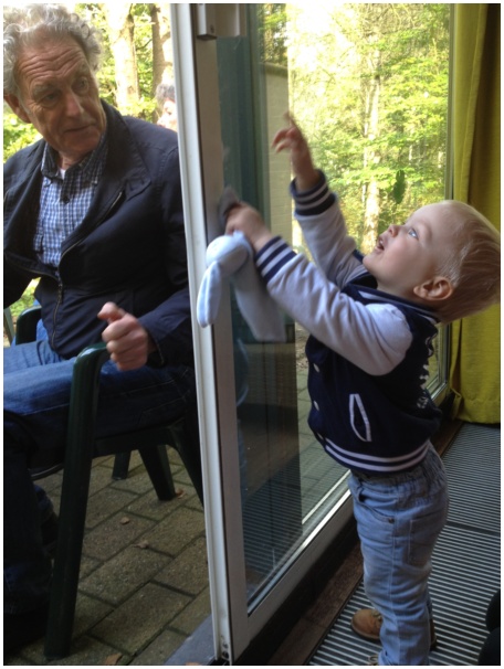 434x583 pixels (110K)