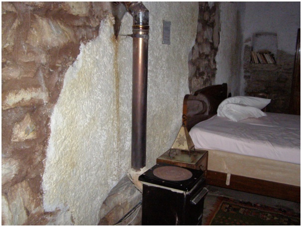 584x433 pixels (115K)