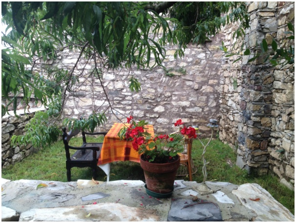 584x433 pixels (169K)