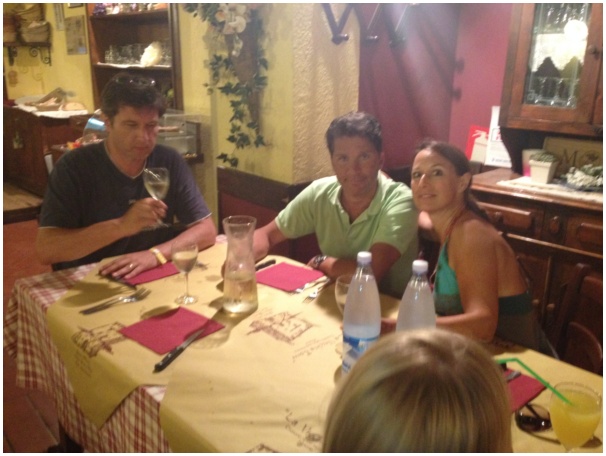 584x433 pixels (97K)