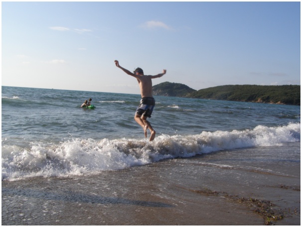 584x433 pixels (88K)