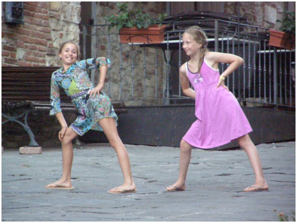 584x433 pixels (117K)