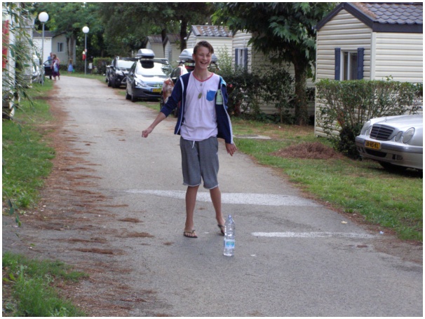 584x433 pixels (131K)