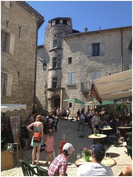 434x583 pixels (131K)