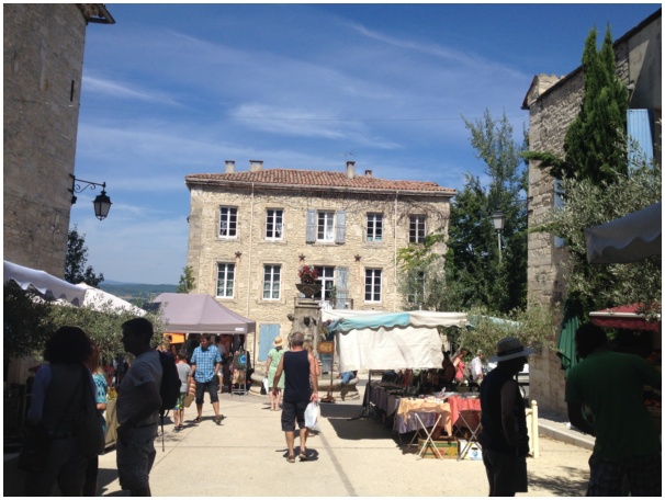 584x433 pixels (117K)