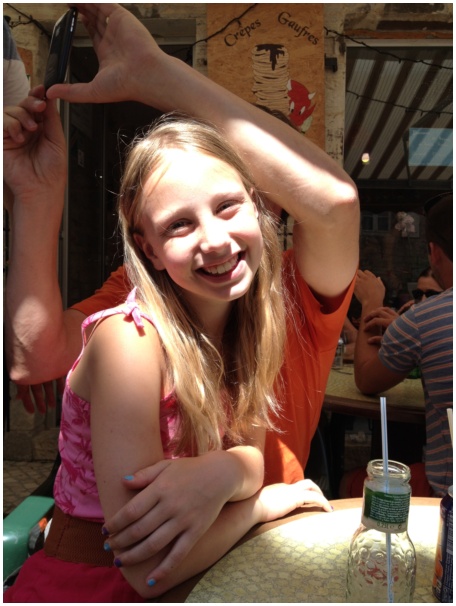 434x583 pixels (106K)