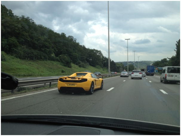 584x433 pixels (79K)