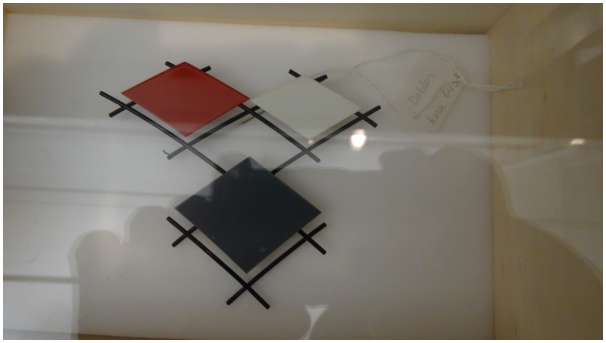 584x320 pixels (42K)