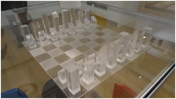 584x320 pixels (58K)