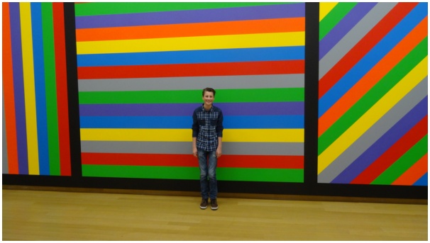 584x320 pixels (62K)