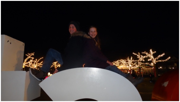 584x320 pixels (43K)