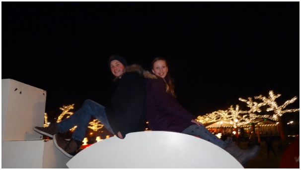 584x320 pixels (43K)