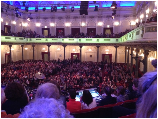 584x433 pixels (128K)