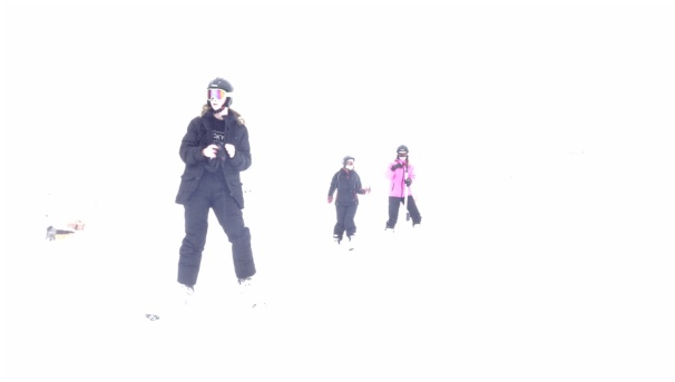 584x320 pixels (14K)
